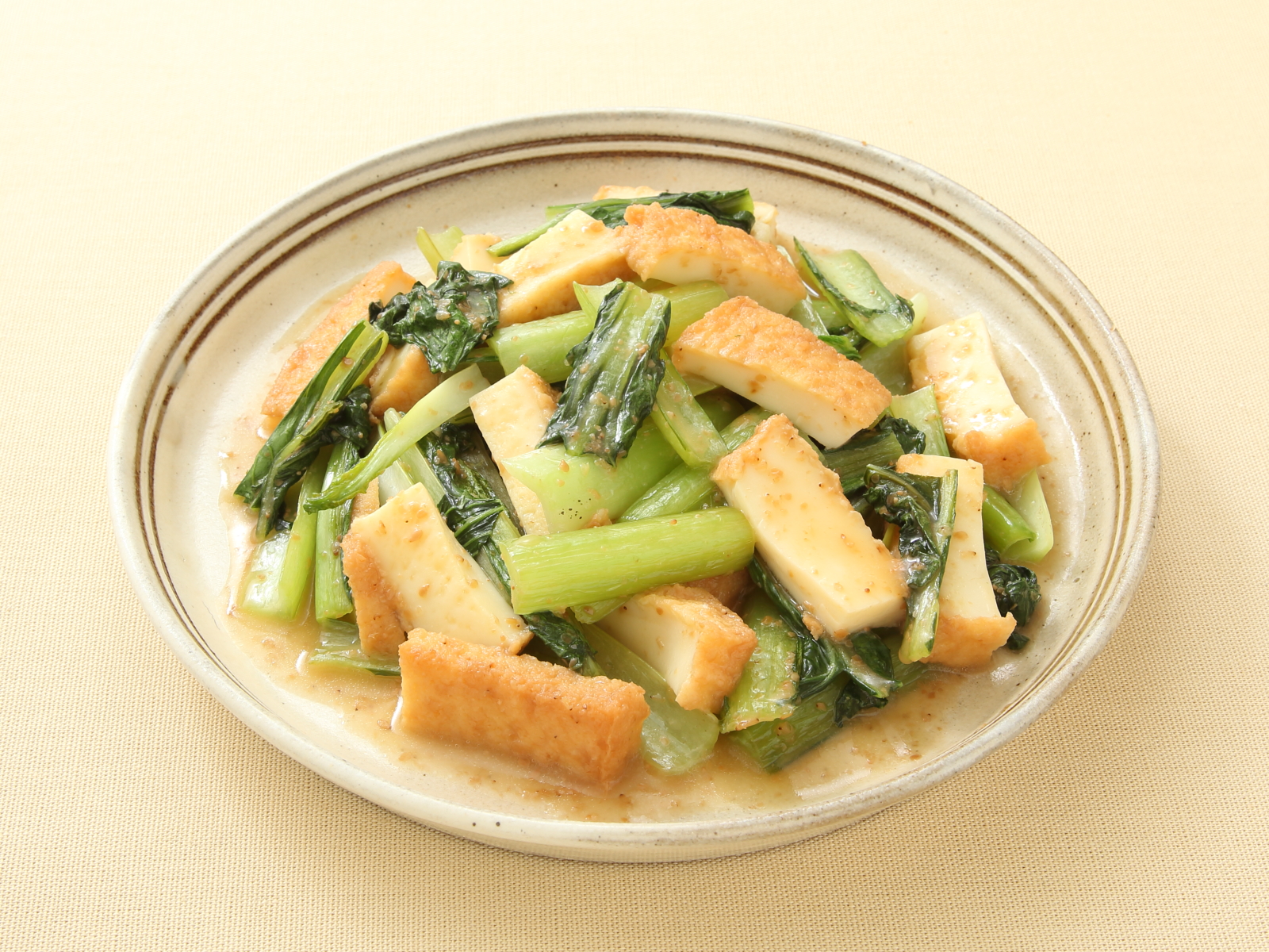 小松菜と厚揚げの「ごまぽん」炒めのレシピ・作り方