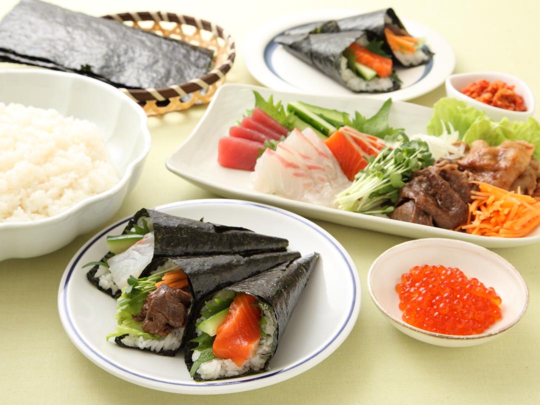 お肉と海鮮の手巻き寿司のレシピ・作り方
