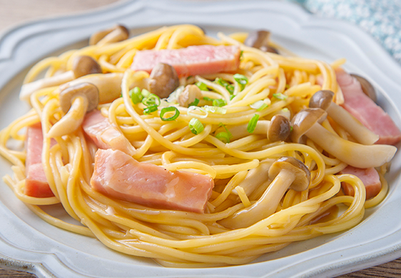 バタぽんきのこパスタ