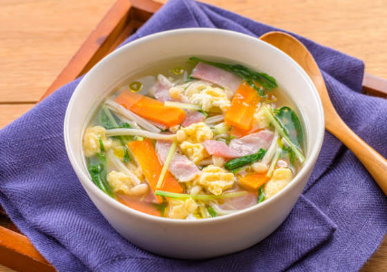 水菜とベーコンの洋風スープ