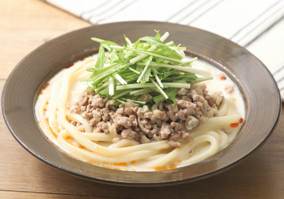 しめじと水菜のクリーミー担々うどん