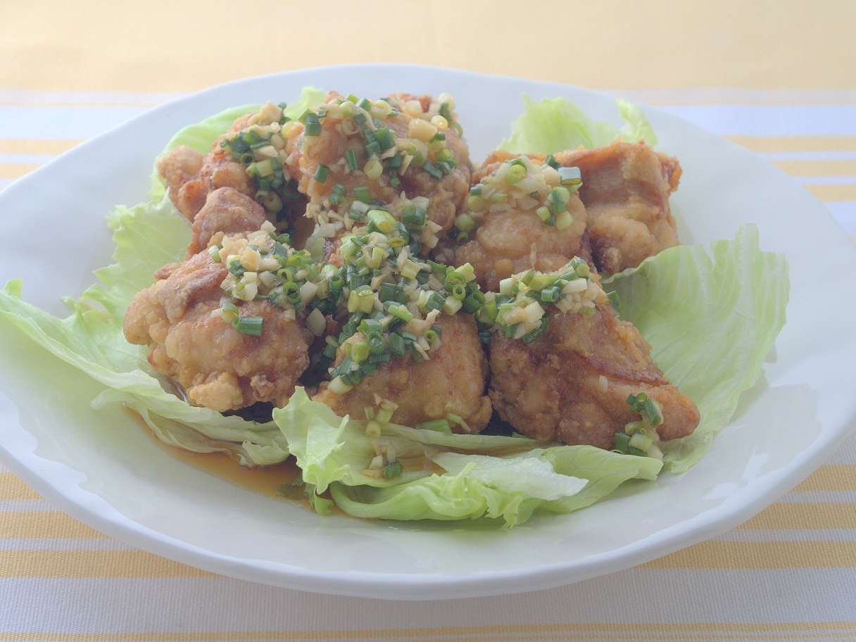 鶏のから揚げ　黒酢おろし香味ソース