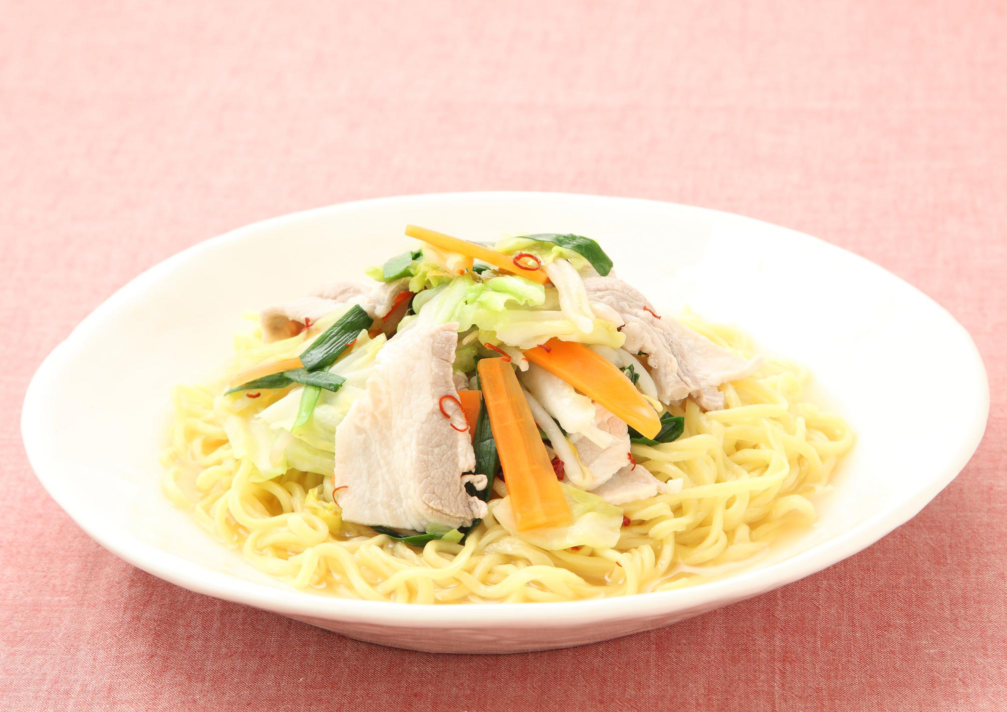 野菜たっぷりうま塩冷やし麺