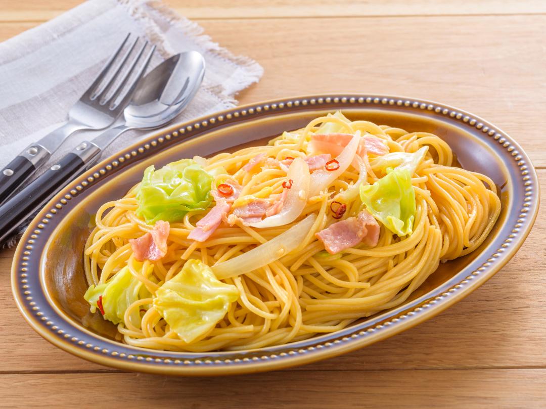 キャベツとベーコンのぽんパスタ