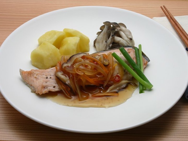 鮭のレンジ蒸し　南蛮ソースのレシピ・作り方
