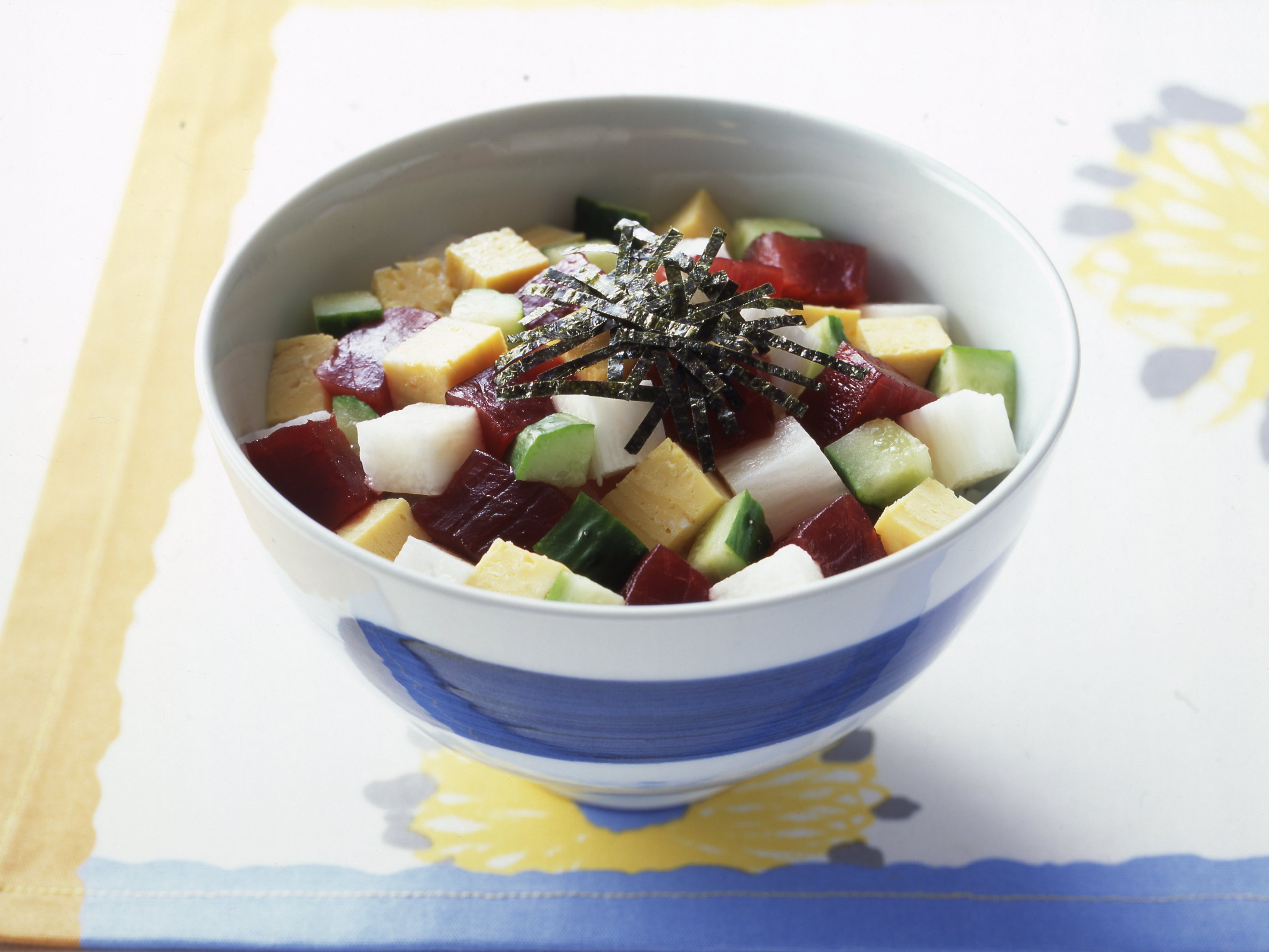 まぐろの彩りすし丼のレシピ・作り方