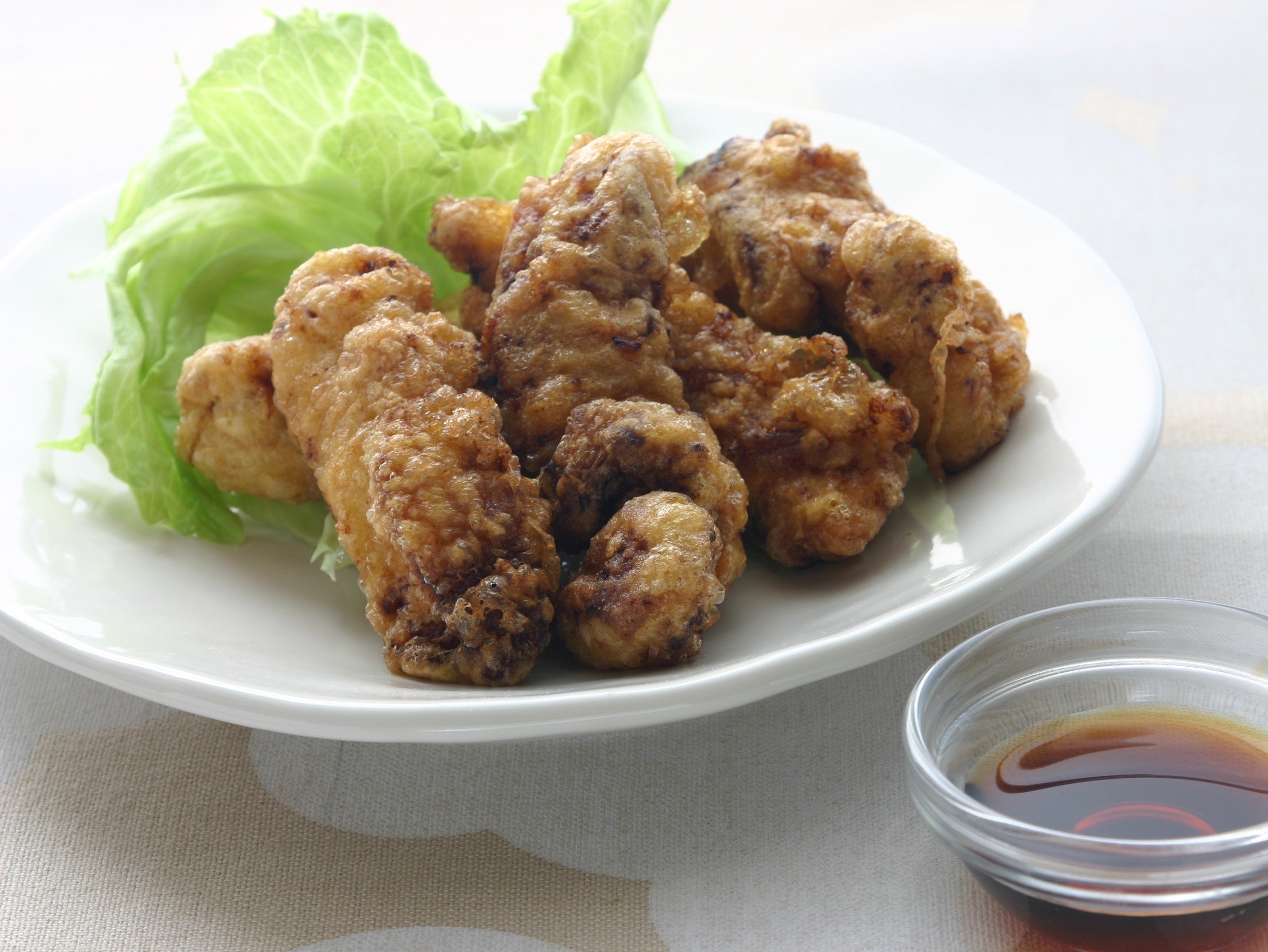 鶏のから揚げ　黒酢にんにく醤油風味