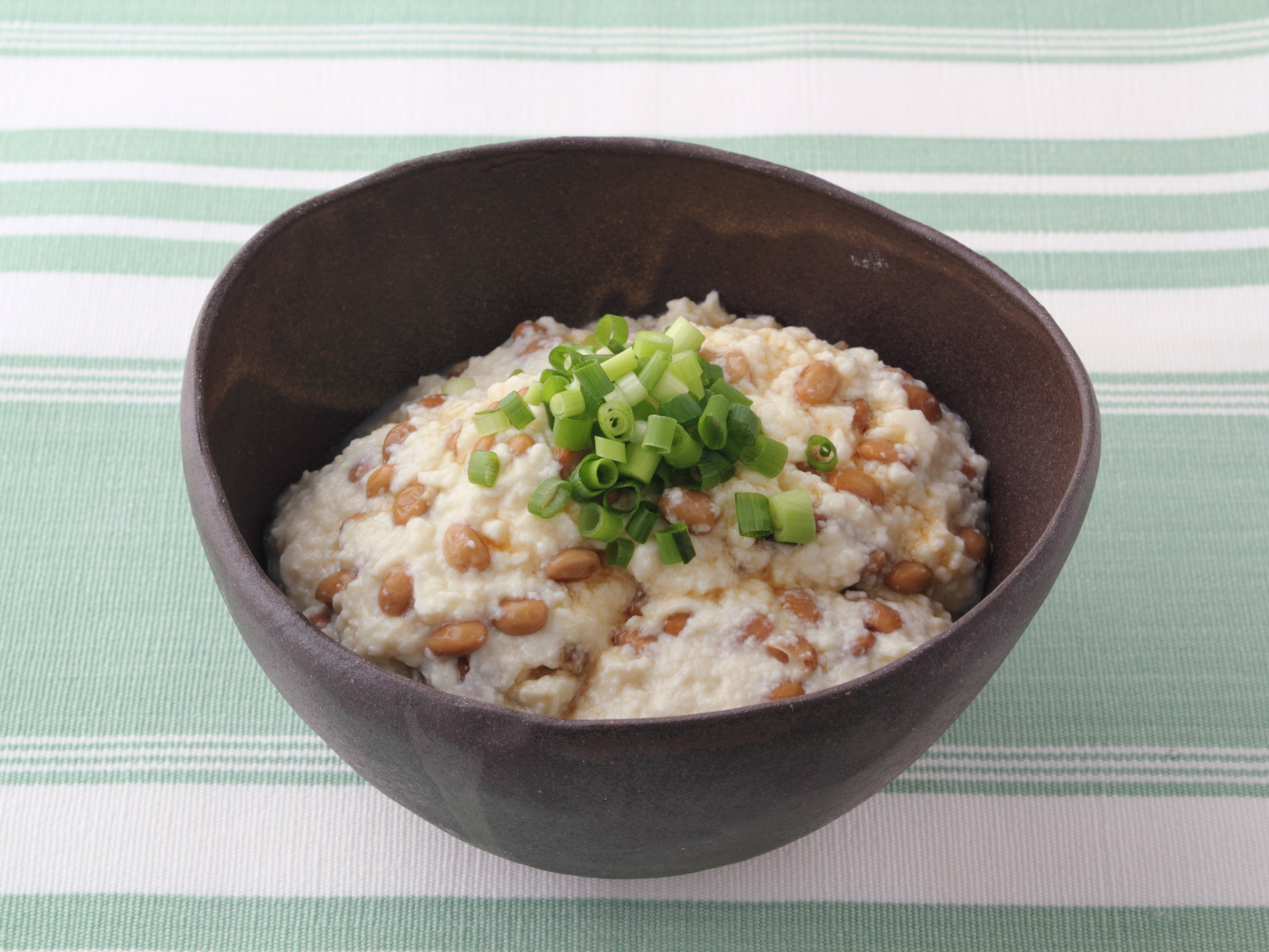 とろろ風納豆豆腐のレシピ・作り方