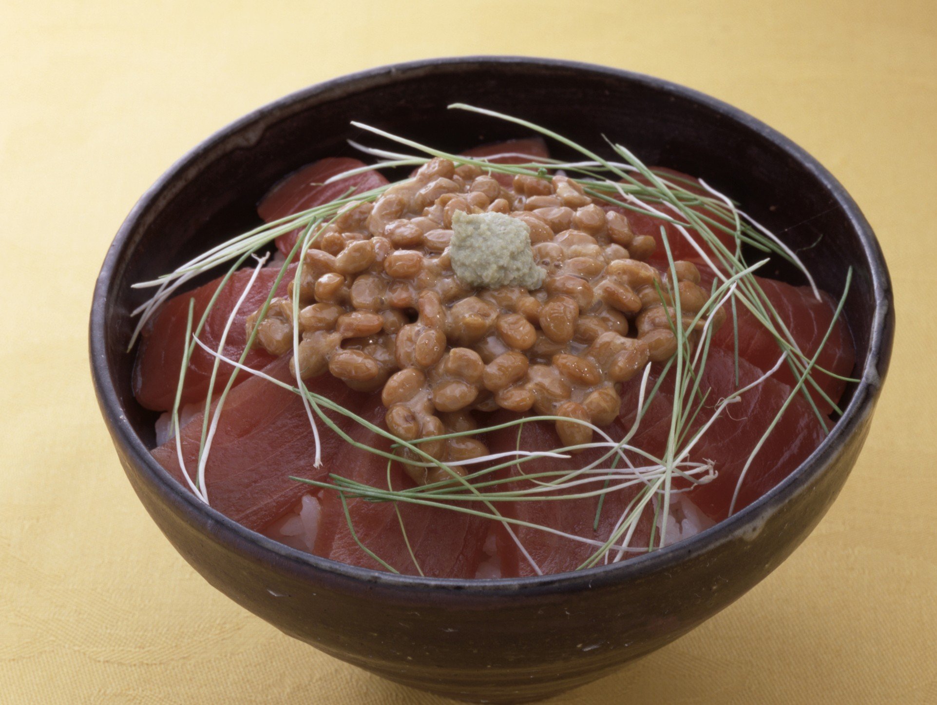 納豆まぐろ丼