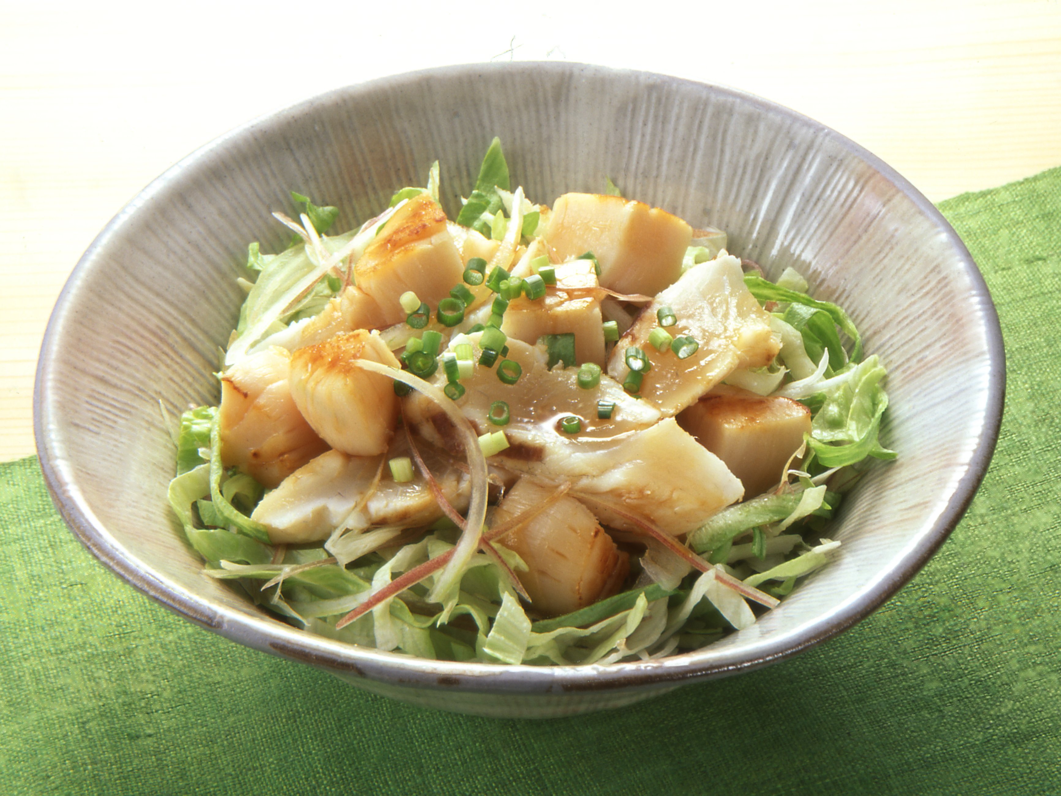 鯛とほたてと香味野菜でのっけもり