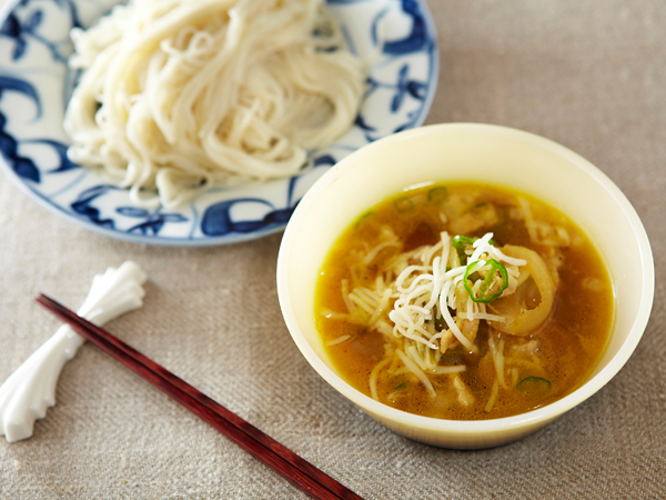 スパイシーカレーつけそうめんのレシピ・作り方