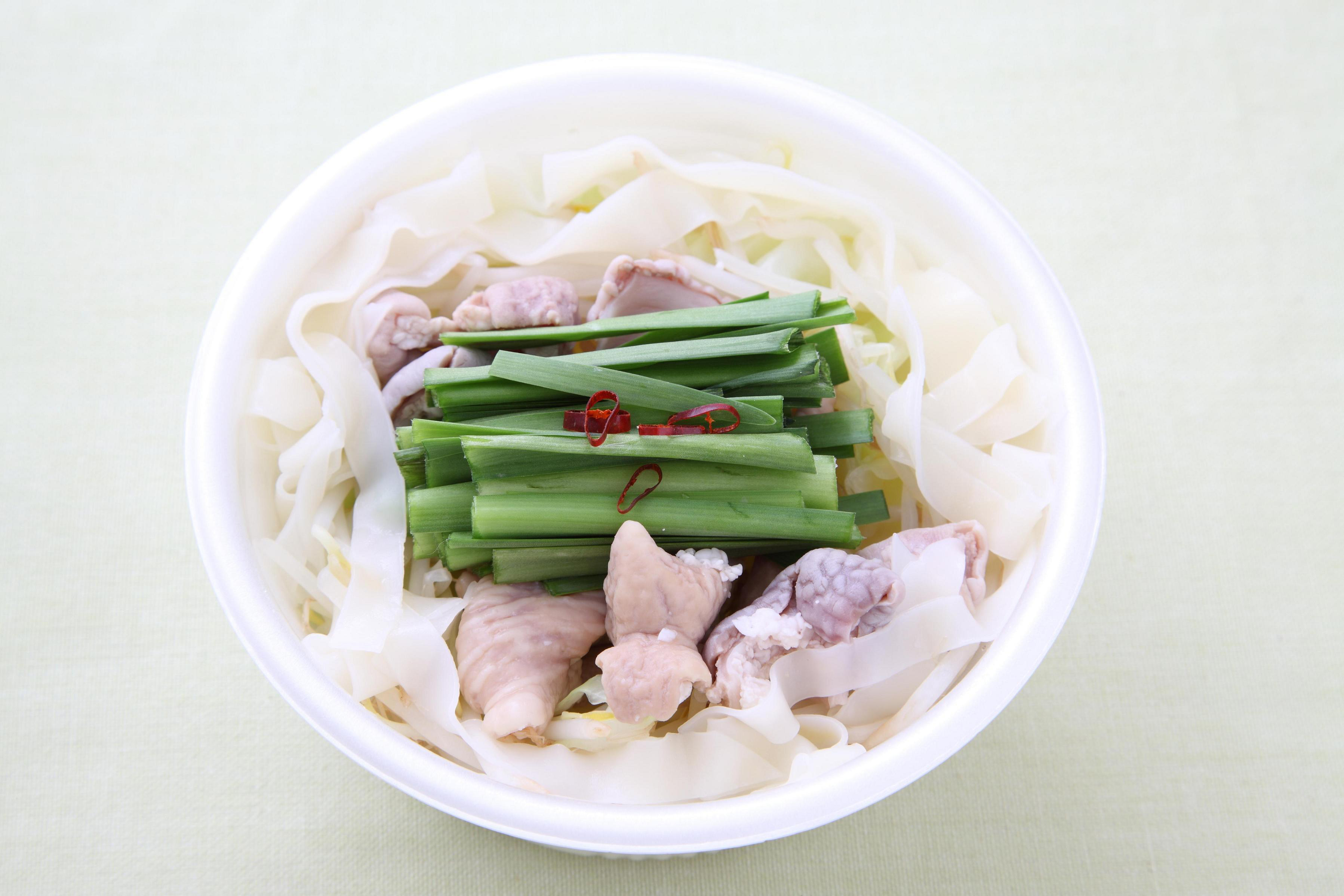 鶏白湯モツスープ（レンジアップ）