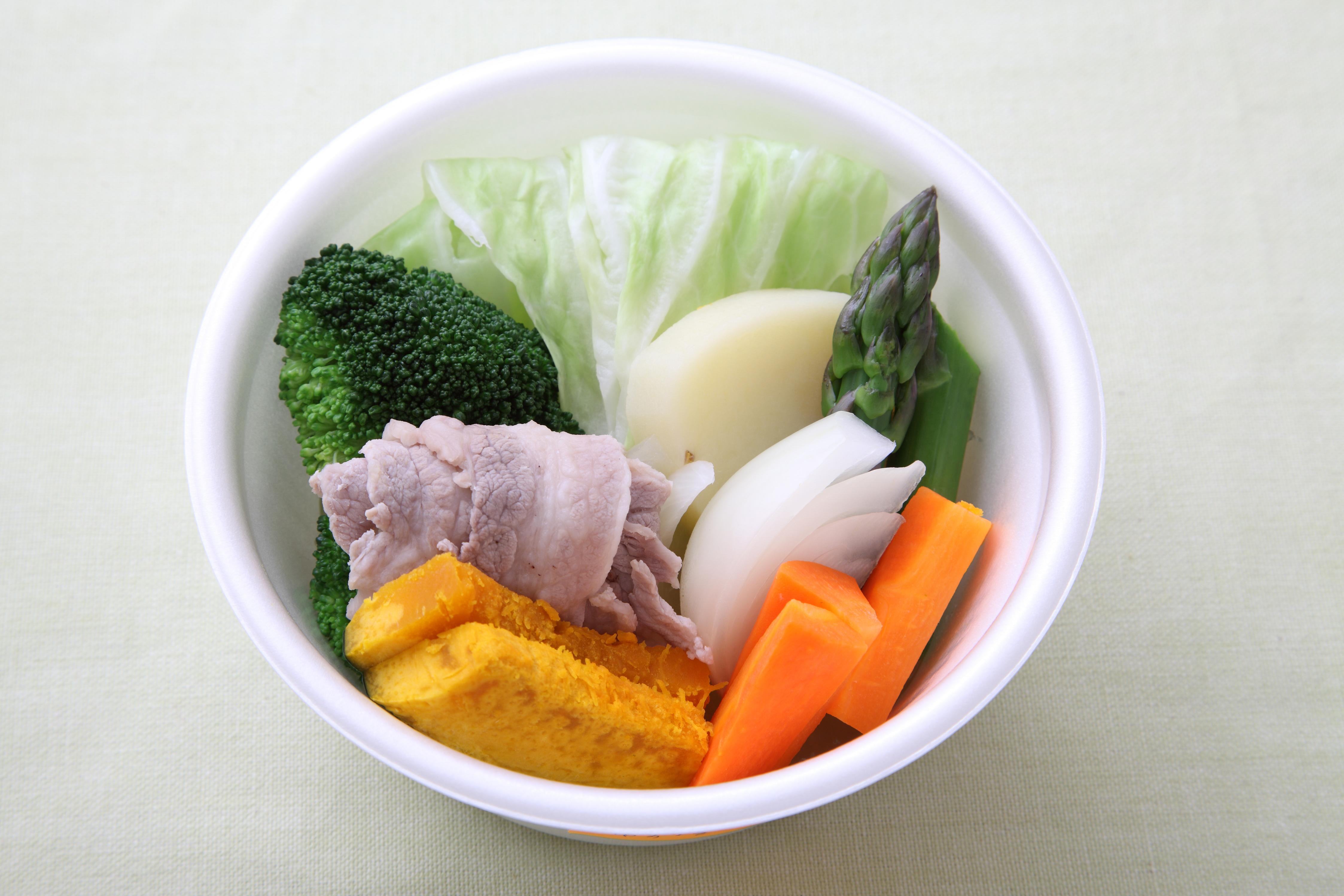 ごま豆乳スープで蒸す野菜（レンジアップ）
