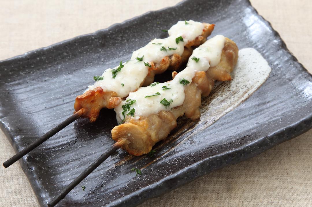 焼き鳥　たまねぎチーズソース