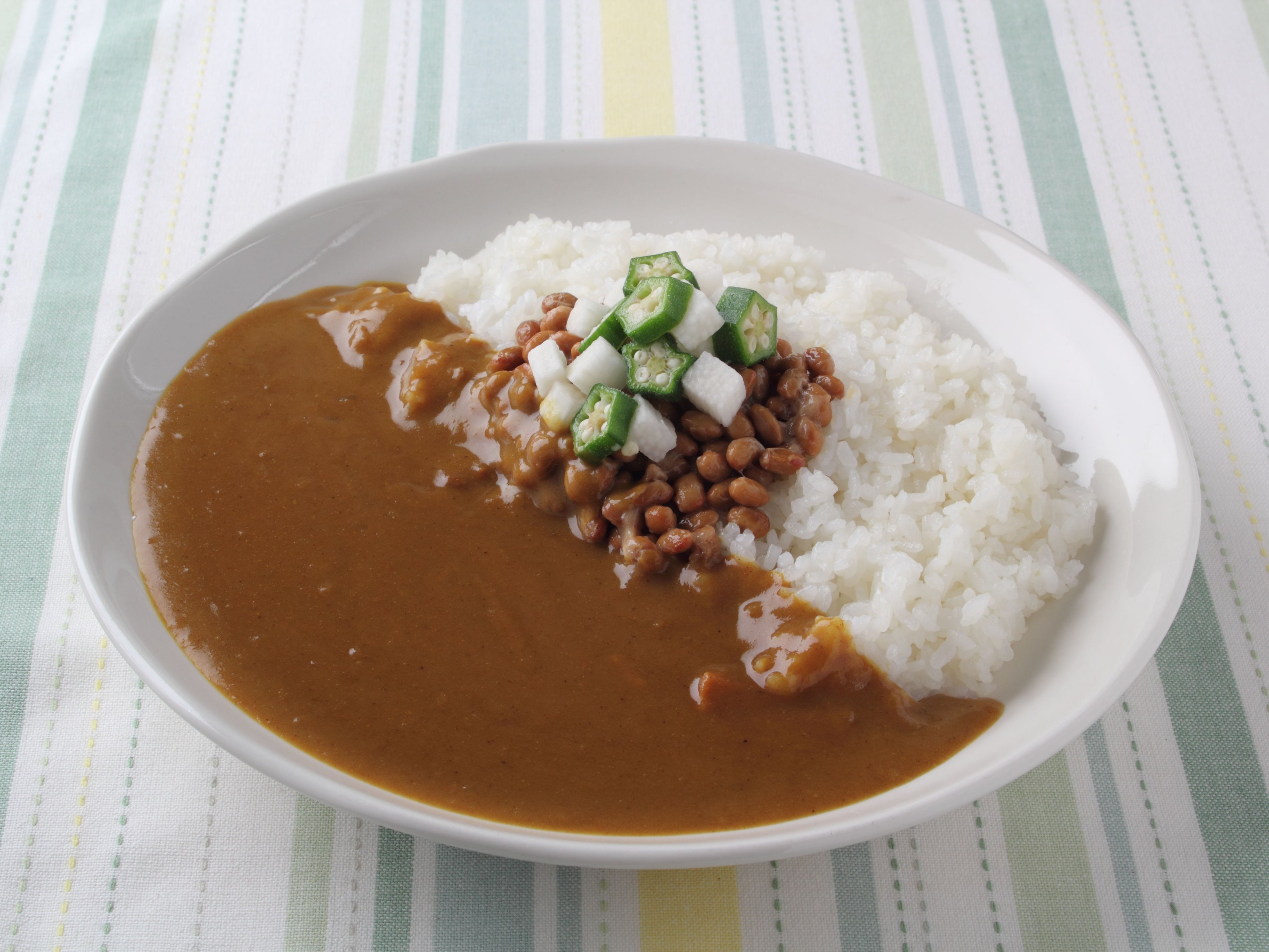 オクラ長芋納豆カレー