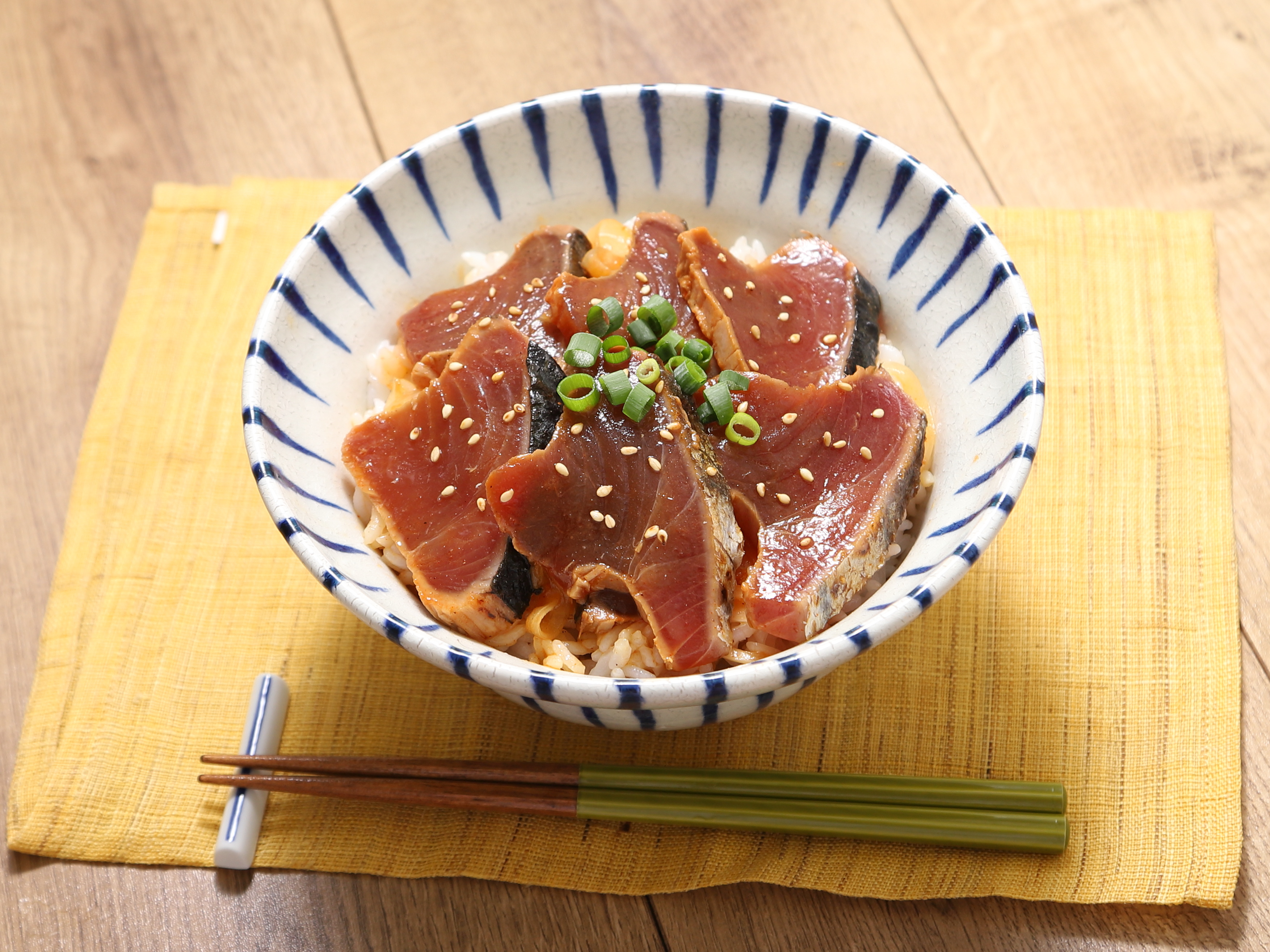 かつおの漬け丼