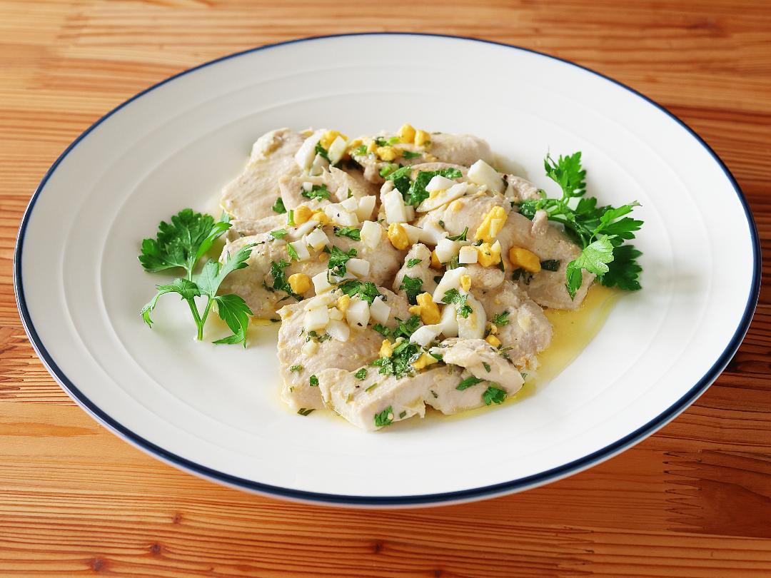 ビネグレットソースがけチキン（ウルグアイ風ソース）