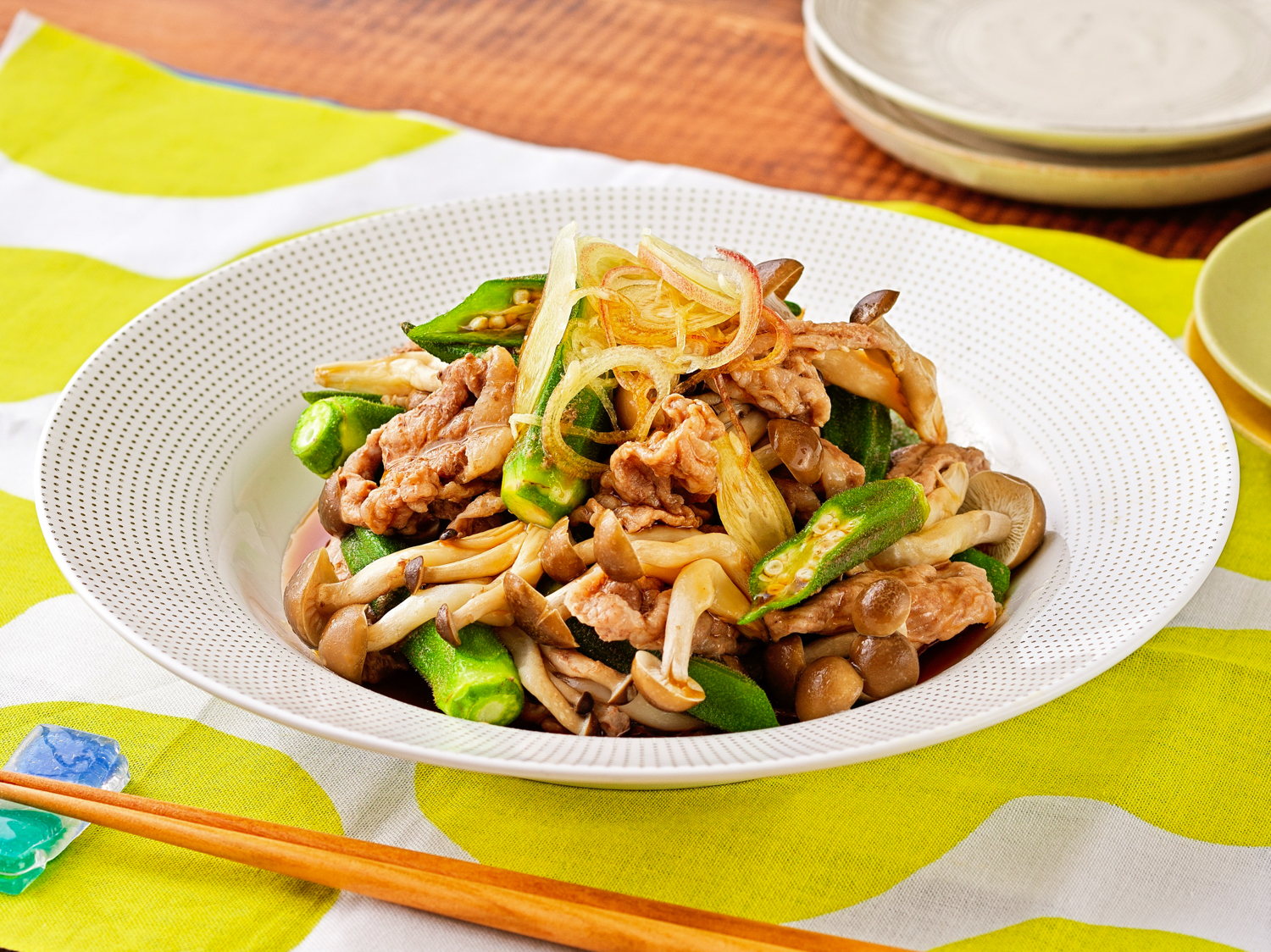 豚肉とオクラのらくらくレンジ蒸しのレシピ・作り方