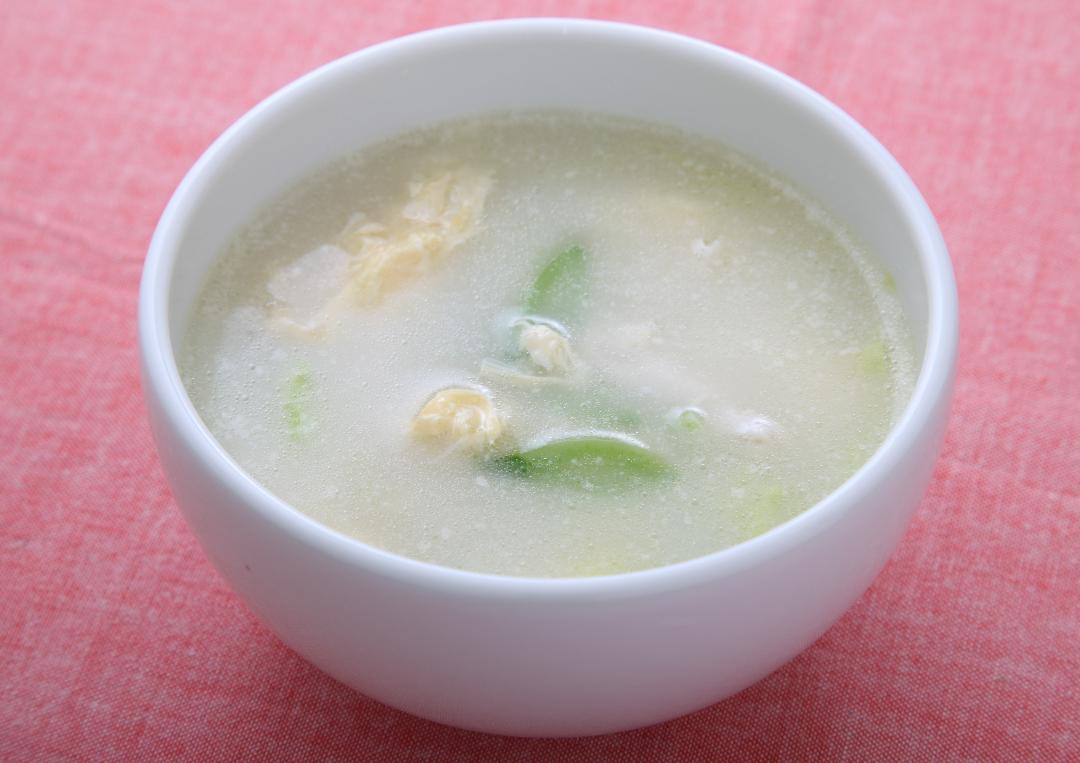 白菜と鶏の白湯たまごスープ