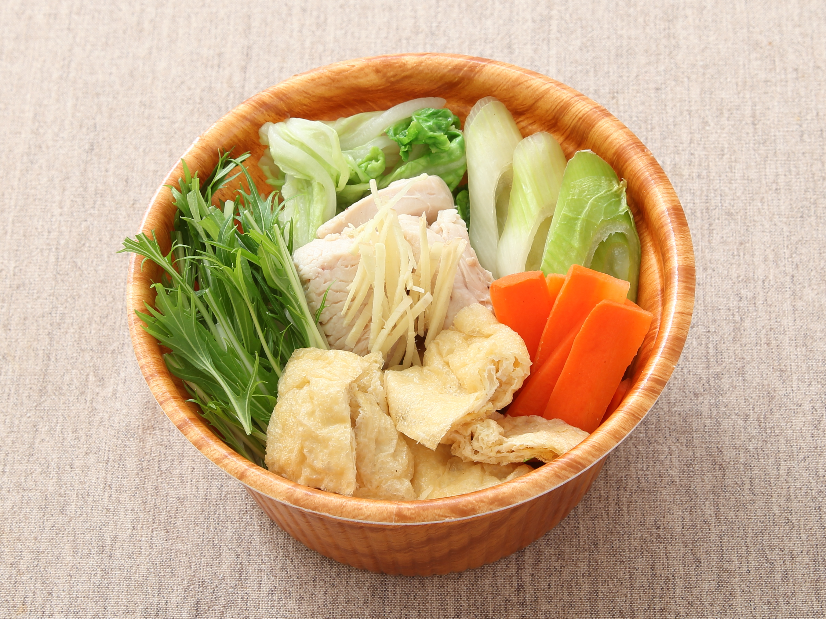 焼きあごだしと生姜が香るちゃんこ鍋（レンジアップ）