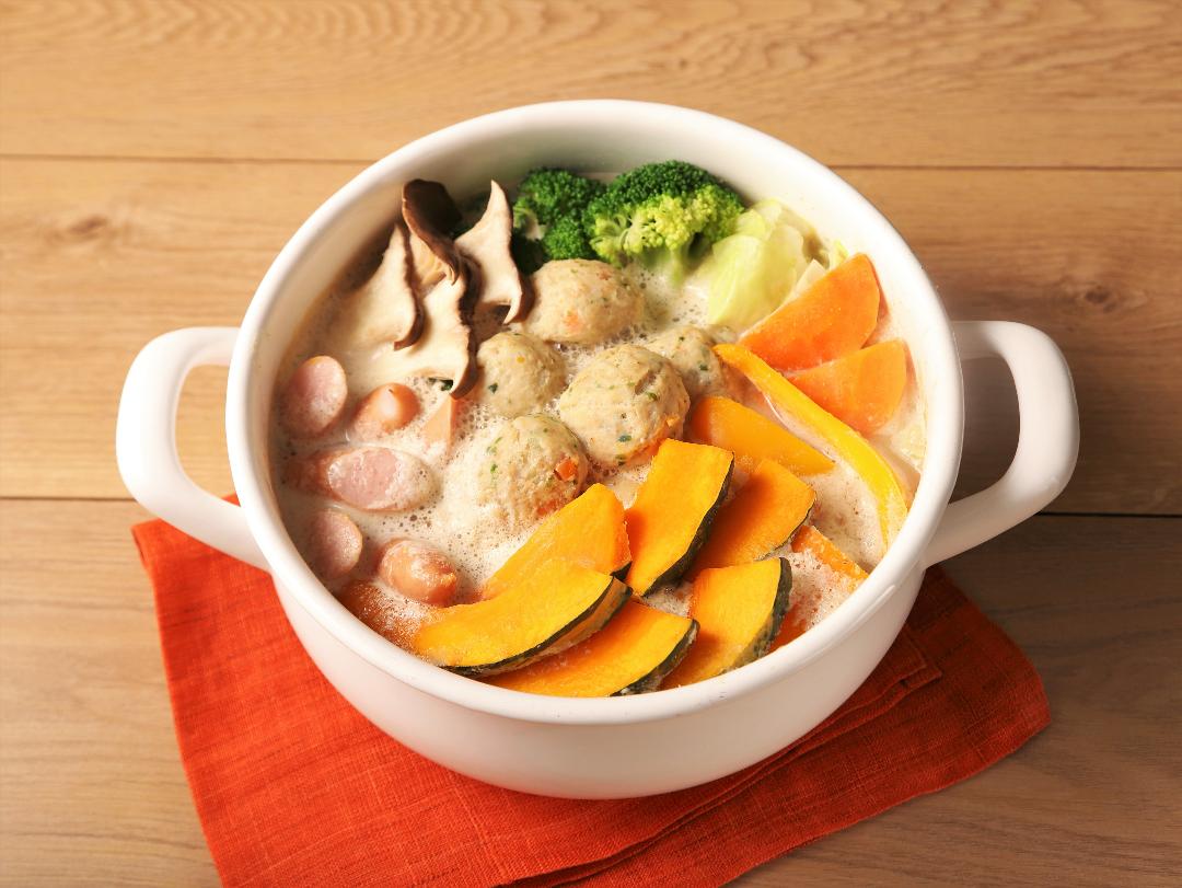 かぼちゃと鶏団子のクリーミー鍋