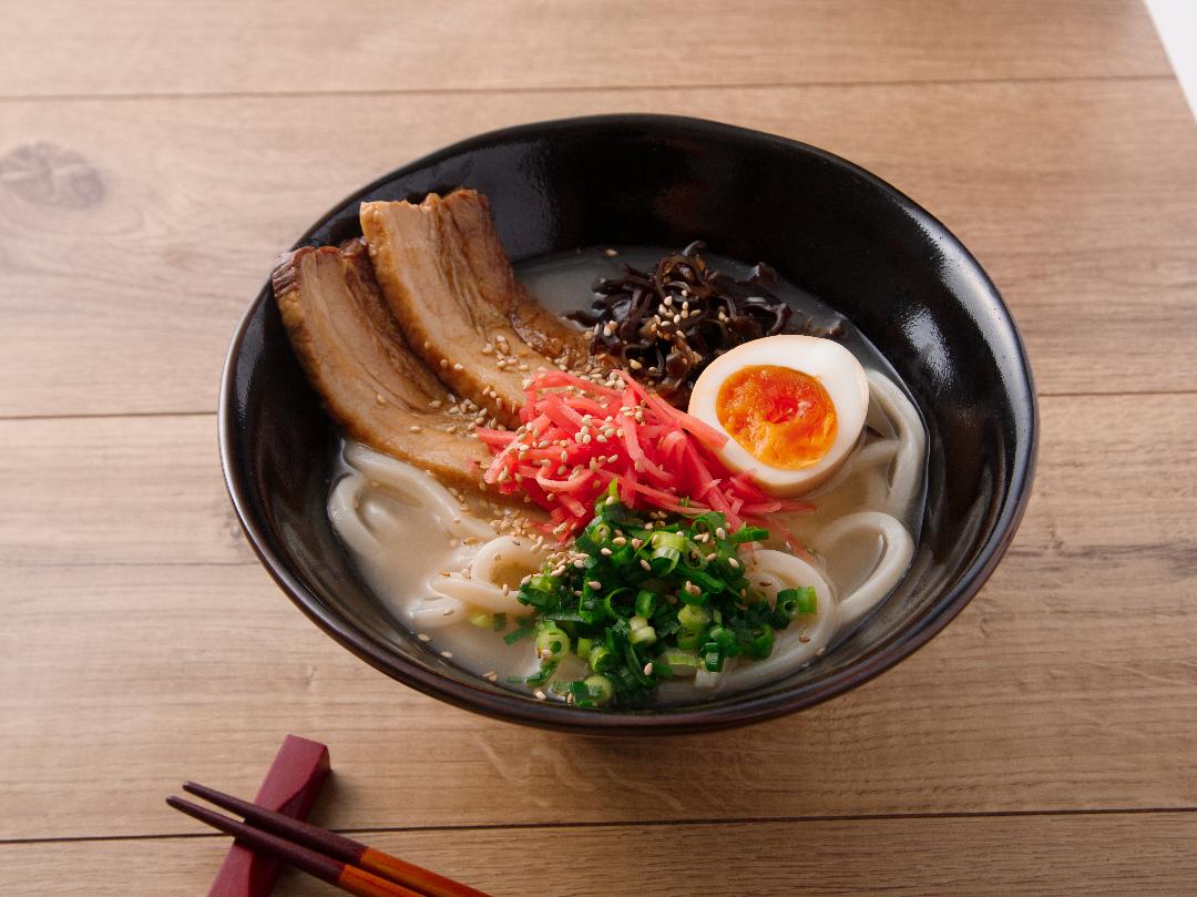 とんこつラーメン風うどんのレシピ・作り方