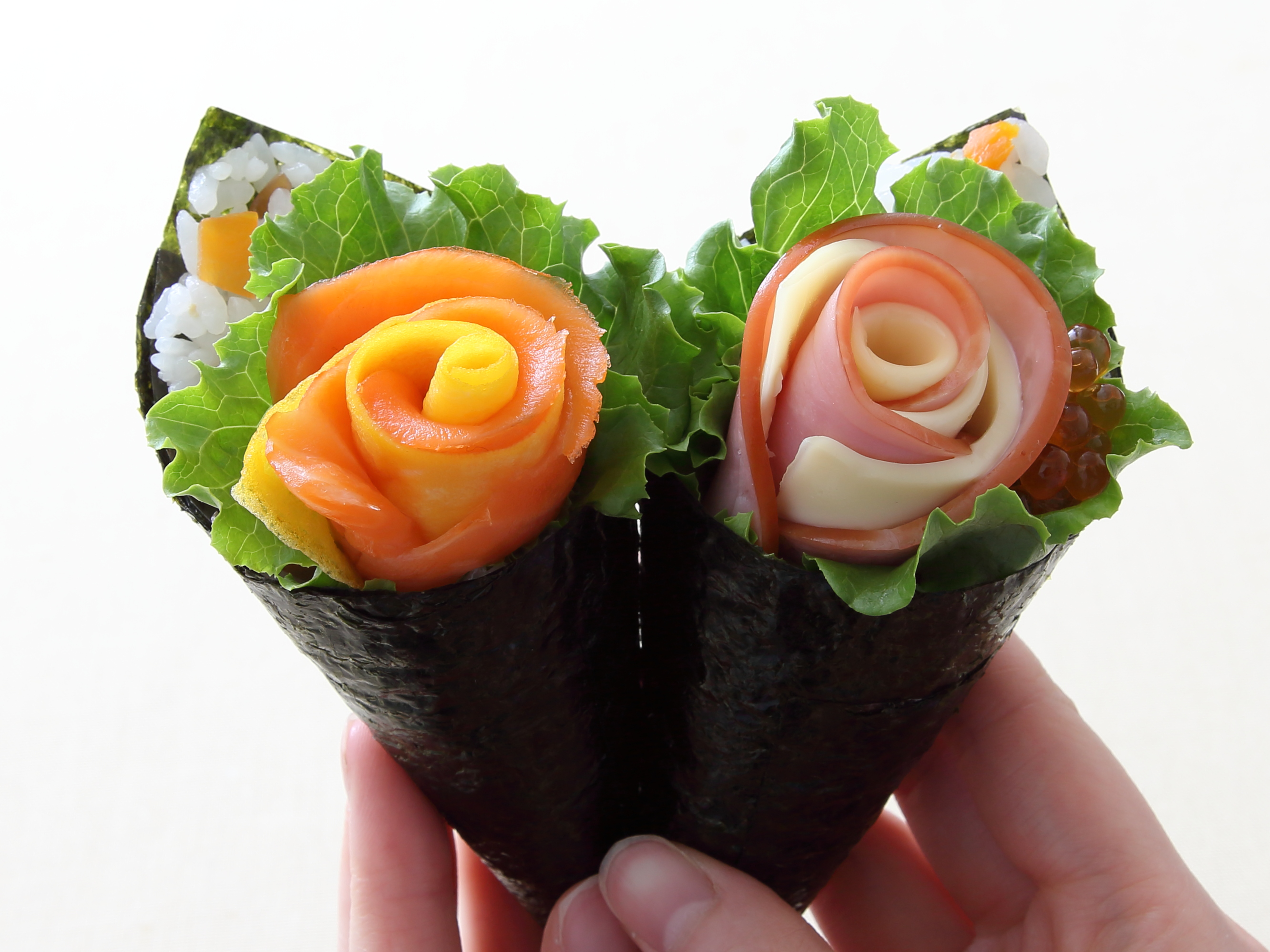 想い伝える花束手巻き寿司（五目、サーモン・ハム）のレシピ・作り方
