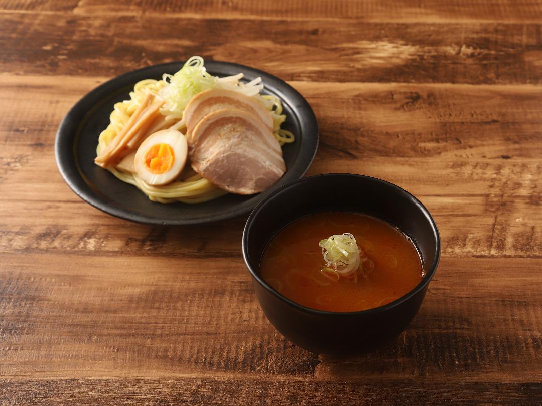 豚骨みそつけ麺