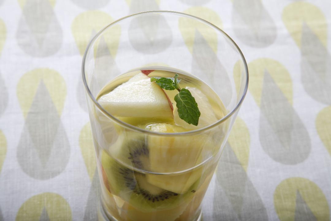 はちみつ黒酢のフルーツビネガーウォーター