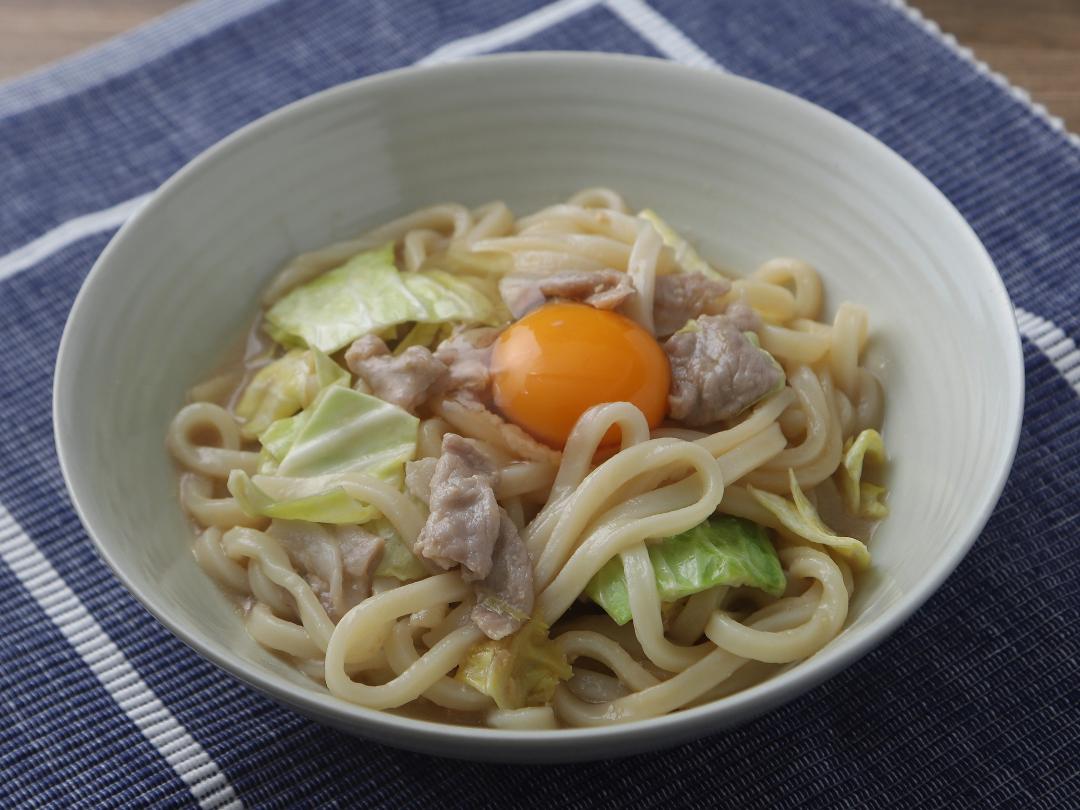 レンジで！みそ煮込み風バターうどんのレシピ・作り方