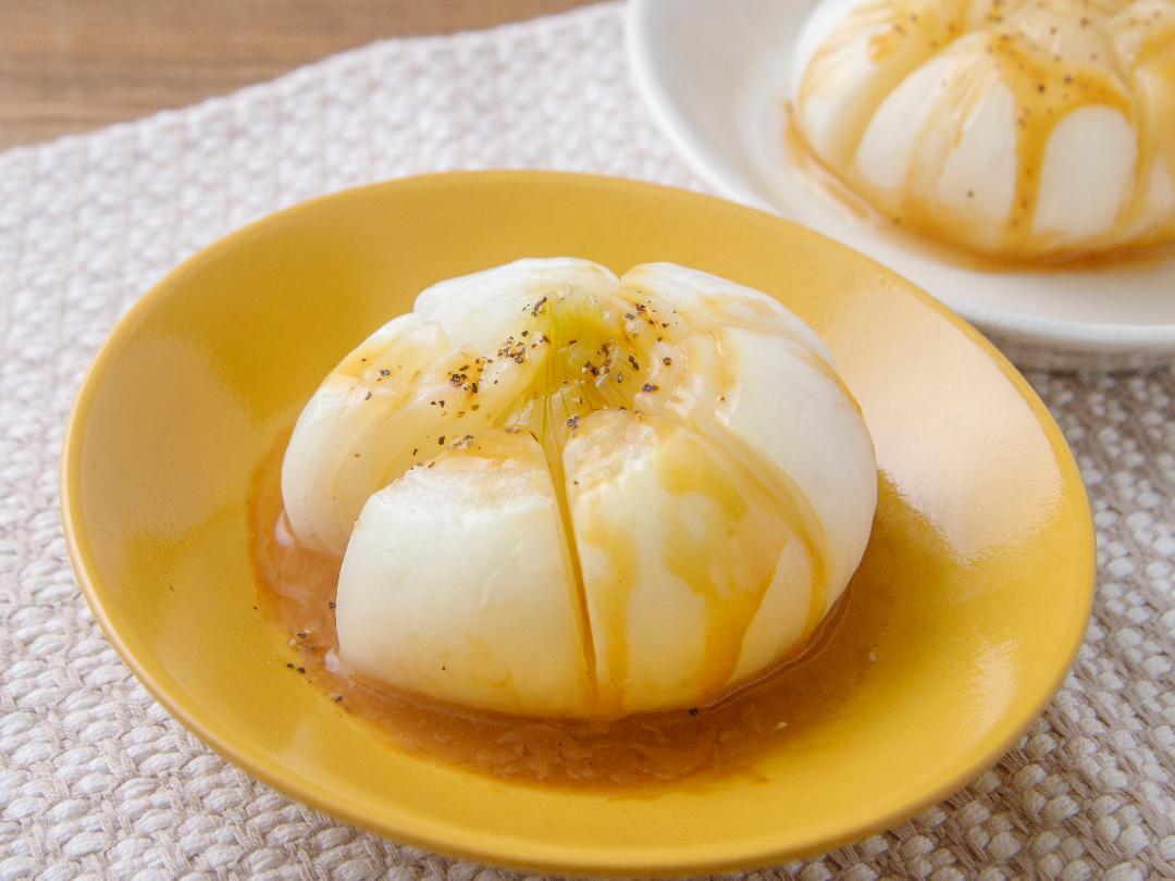 レンジで丸ごと新玉ねぎのバタぽん