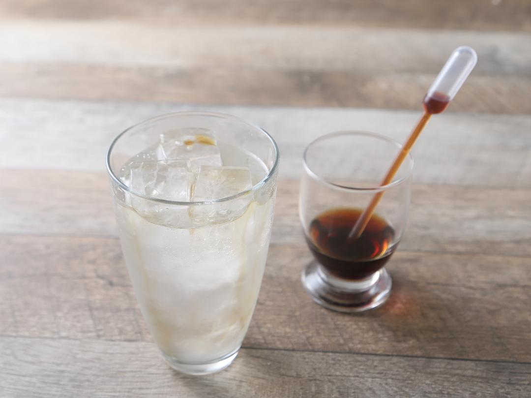 日本酒×三ツ判山吹ソーダ