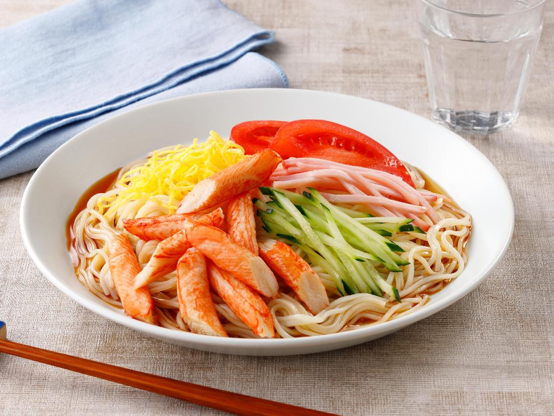 かに風味かまぼこたっぷり冷やし中華