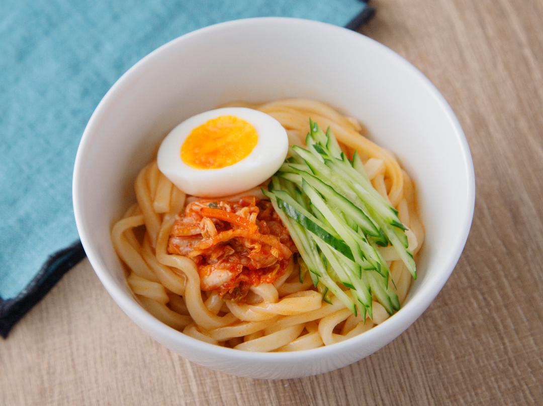 うどんで作るビビン麺
