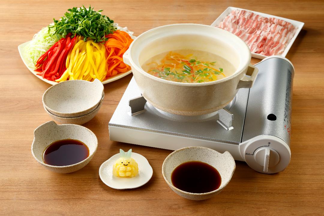 豆苗と豚肉のシャキシャキ野菜鍋（すみっコぐらしコラボ）