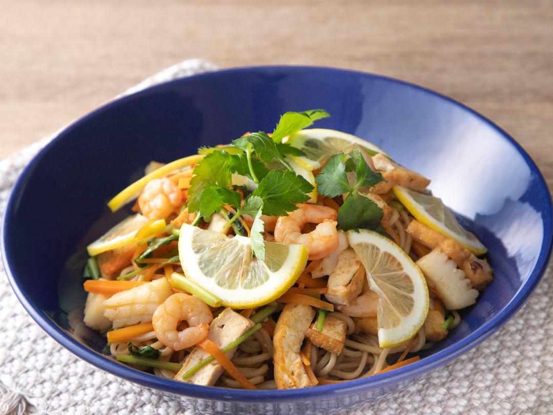 年越しそばでパッとタイ