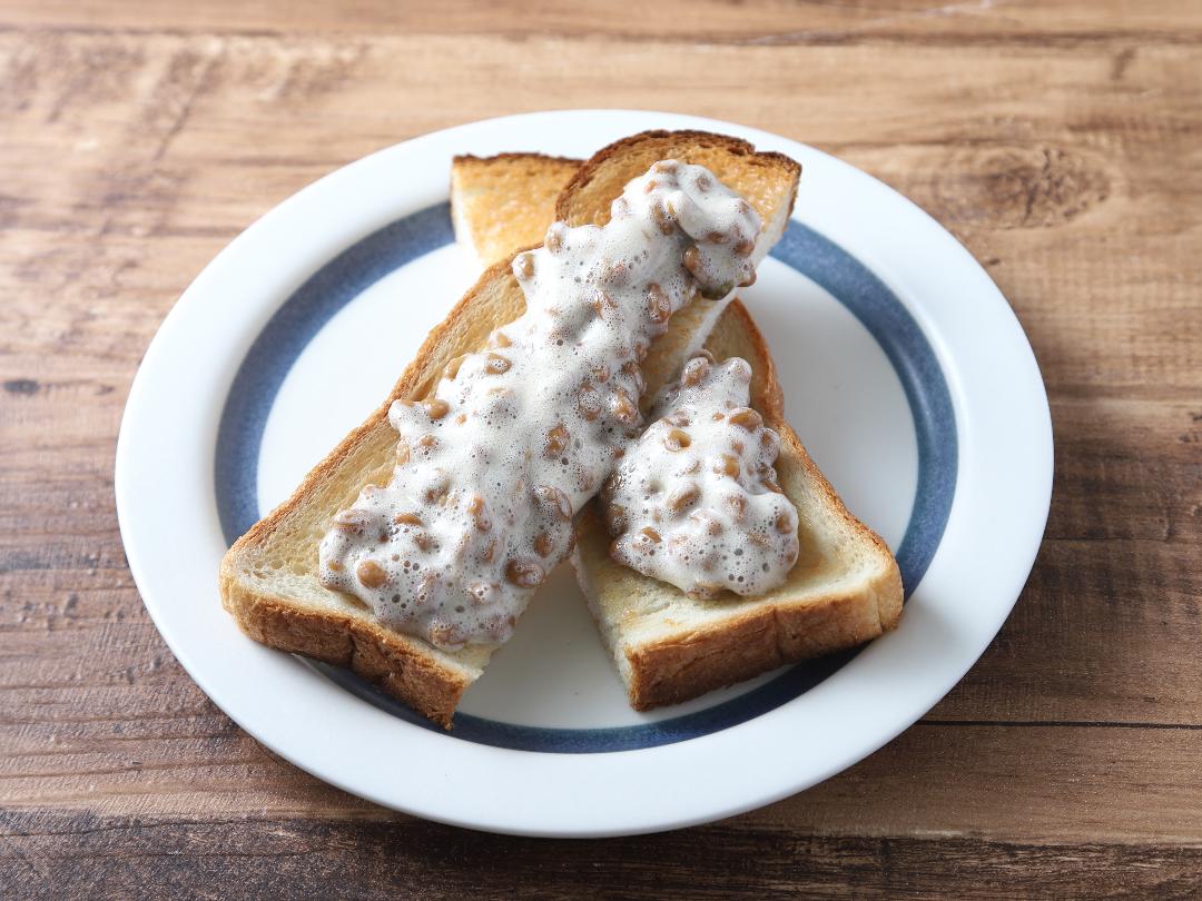 ふわふわミルク納豆トーストのレシピ・作り方