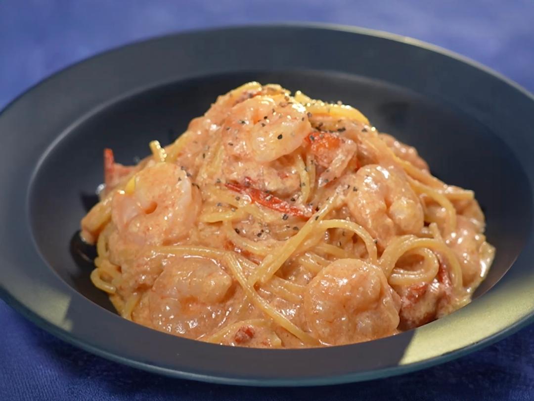 ワンパン！えびとトマトのクリームパスタのレシピ・作り方