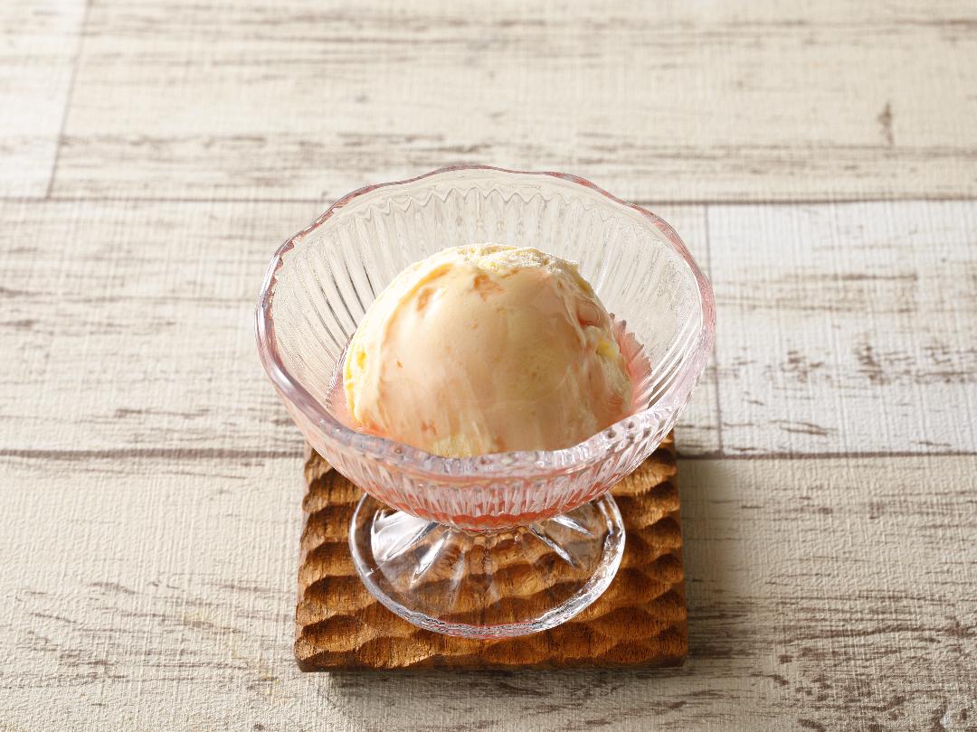 「フルーティス　あまおう」のバニラアイス　のレシピ・作り方