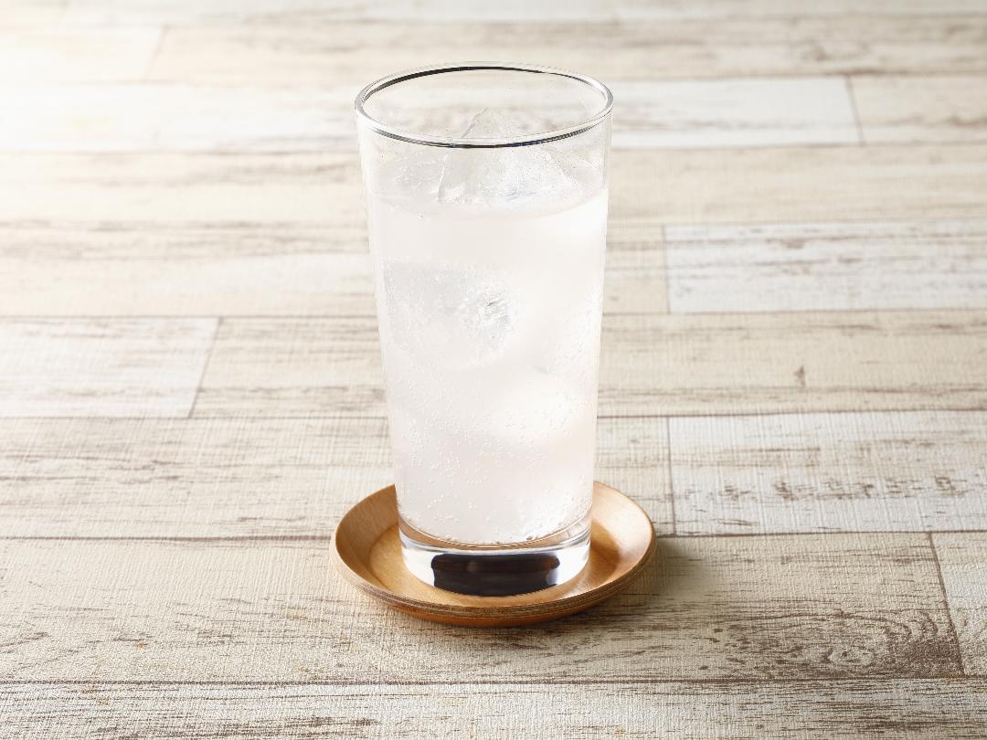 「フルーティス　白桃」ソーダ割りのレシピ・作り方