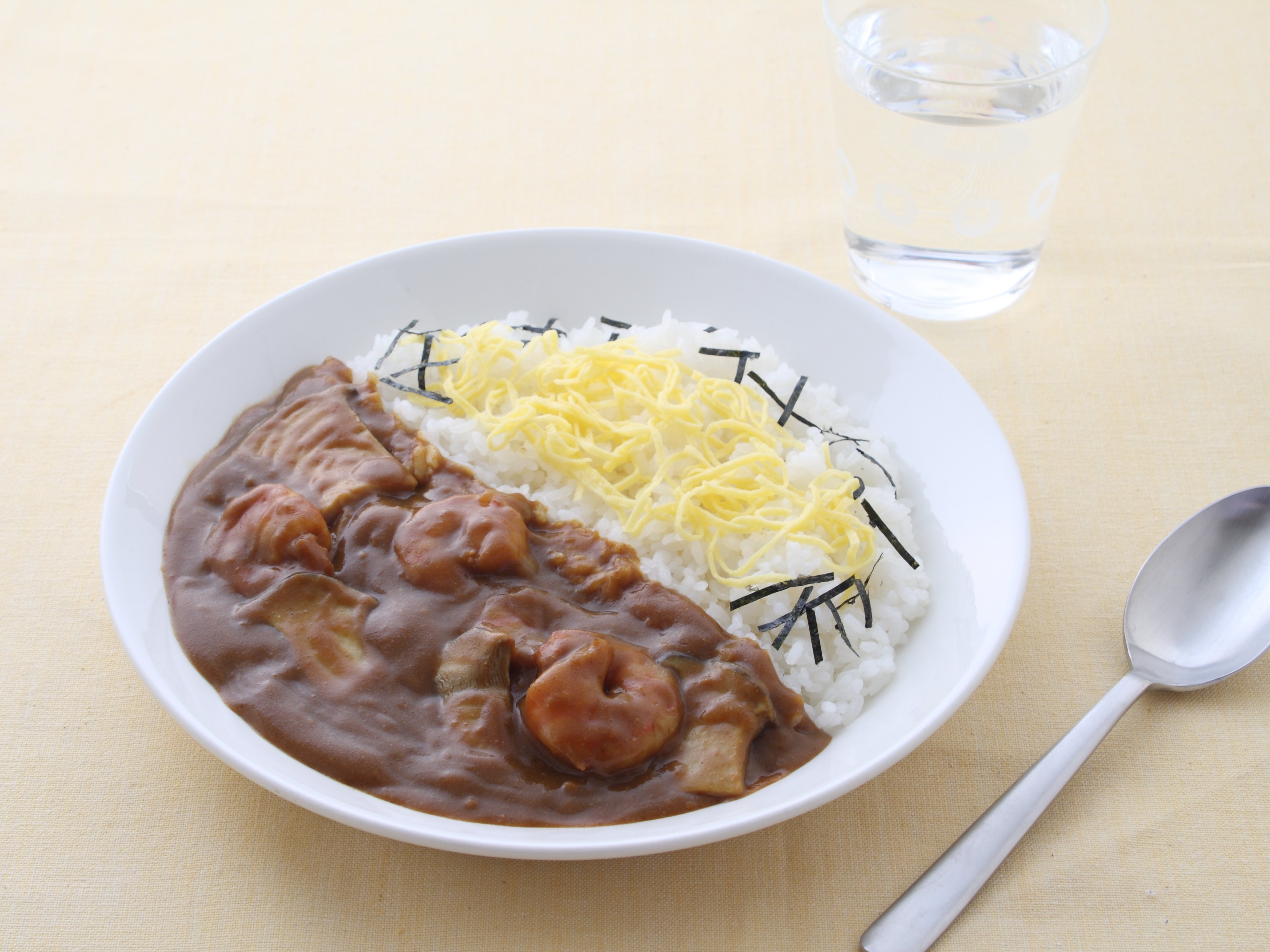 お寿司屋さんのまかない海老カレー