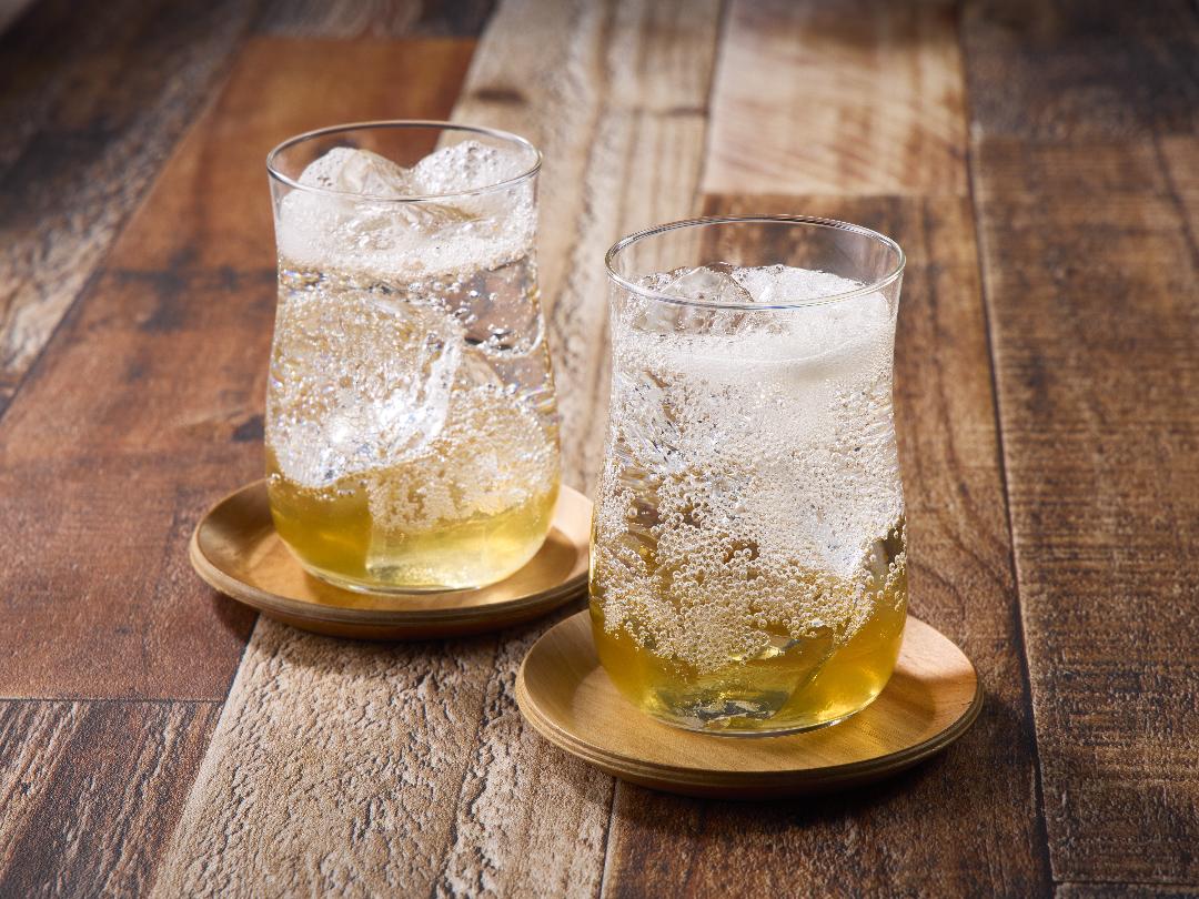 「りんご黒酢」のシュワップルのレシピ・作り方