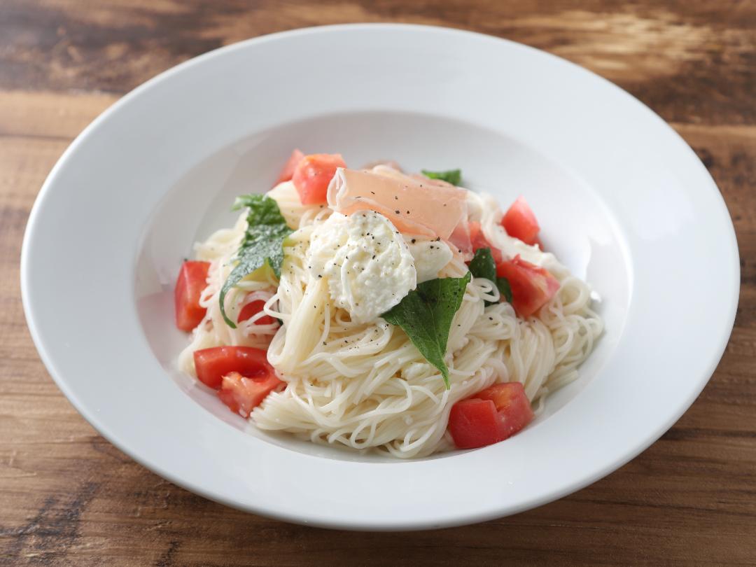 冷製トマトと生ハムのそうめんのレシピ・作り方