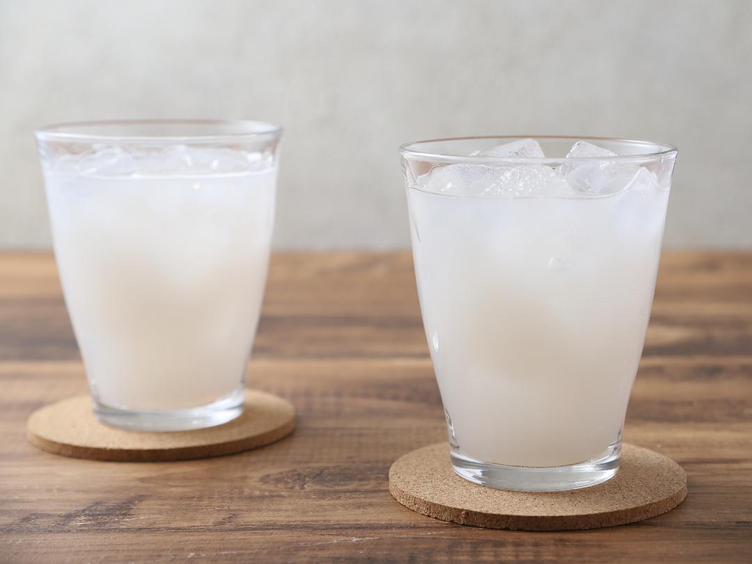 「フルーティス　白桃」のカルピスソーダ割りのレシピ・作り方