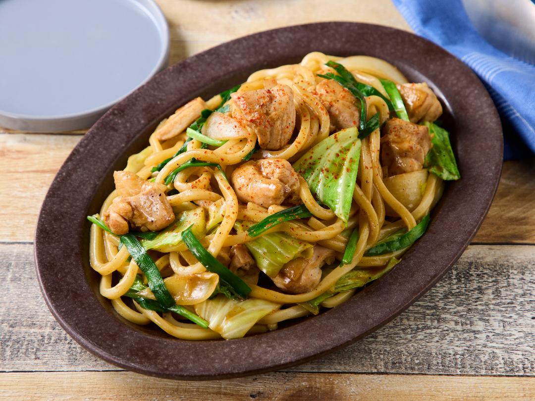 ホルモン風鶏もも焼うどんのレシピ・作り方
