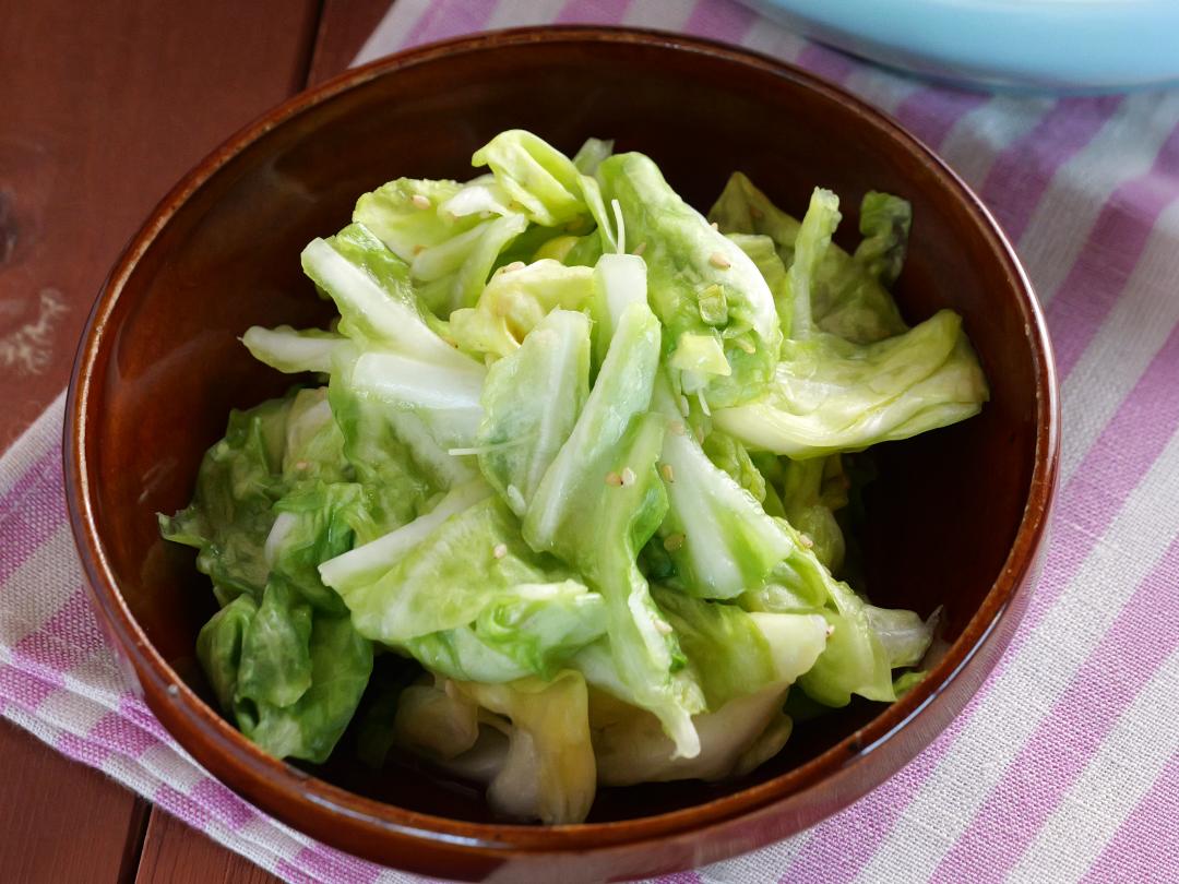 白だしで作る！春キャベツの浅漬けサラダ