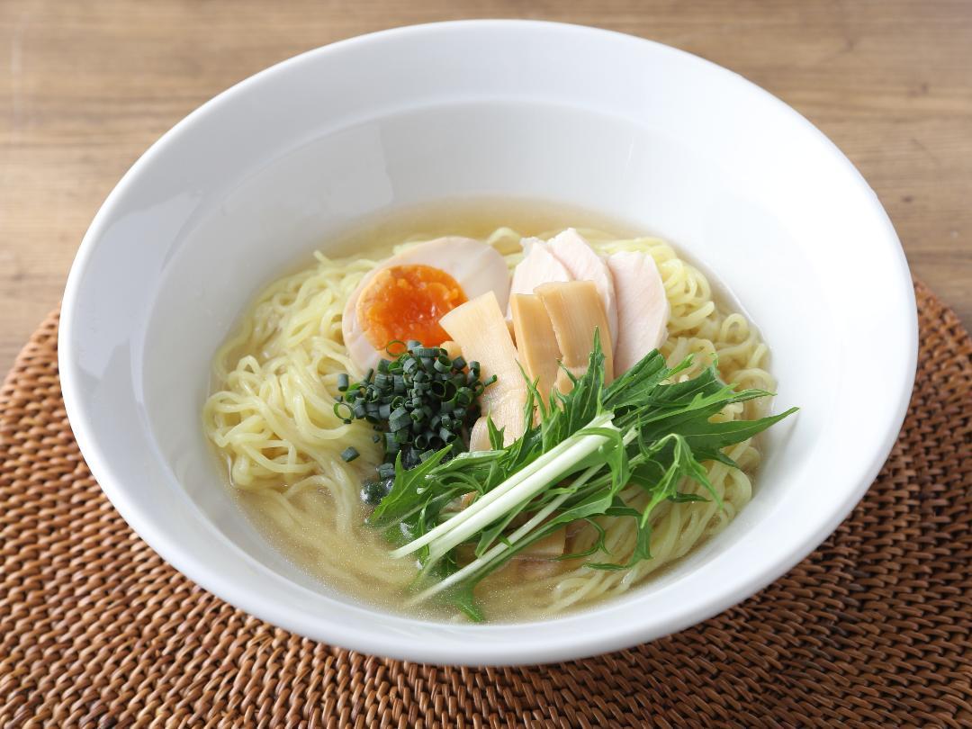 地鶏と貝だしの冷やしラーメン