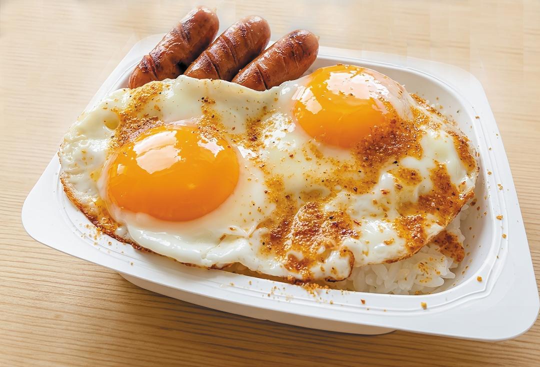 【リュウジさんコラボ】「味ぽんスパイス」目玉焼き丼