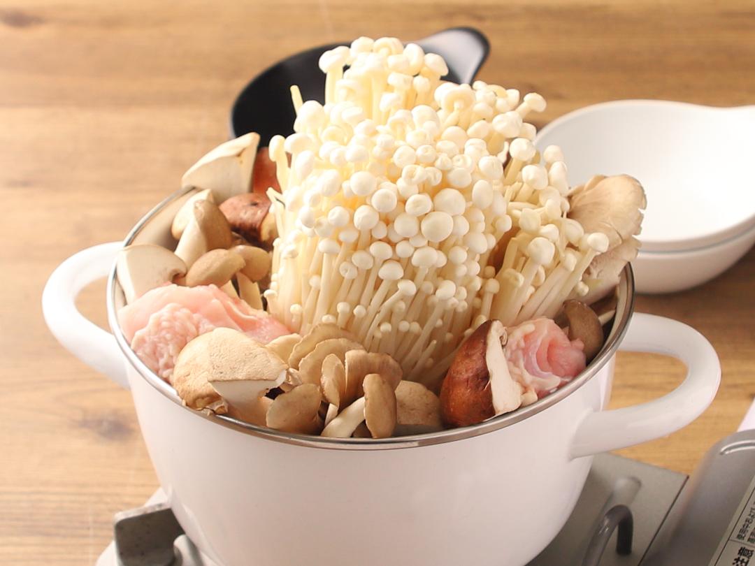きのこたっぷり濃厚みそバター鍋