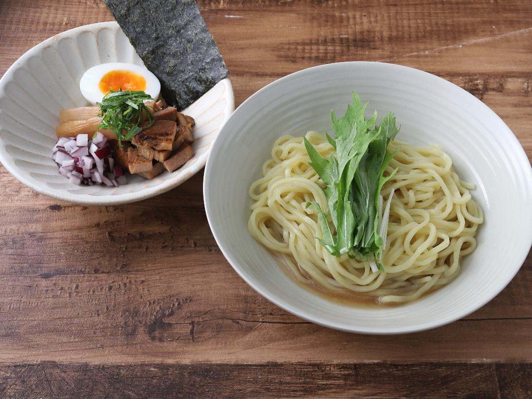 地鶏だしと貝だしまぜそば